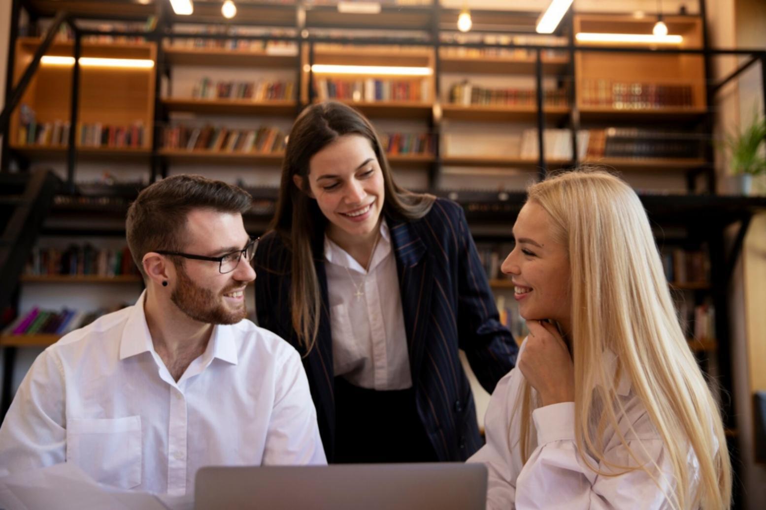 Análisis financiero moderno con datos visualizados